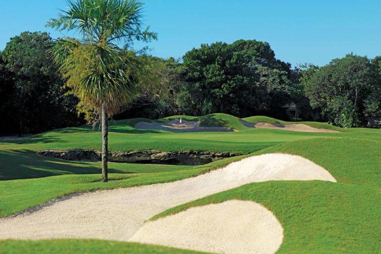 A wide angle view of the Hard Rock Golf Club.