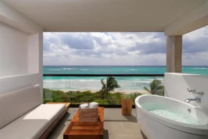 CTTS26_Unico-Alcoba-Balcony