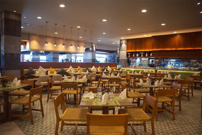 CTTS26_Resort-Market